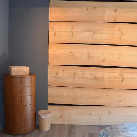 Rum i privatbostad Q-lodge 104 *